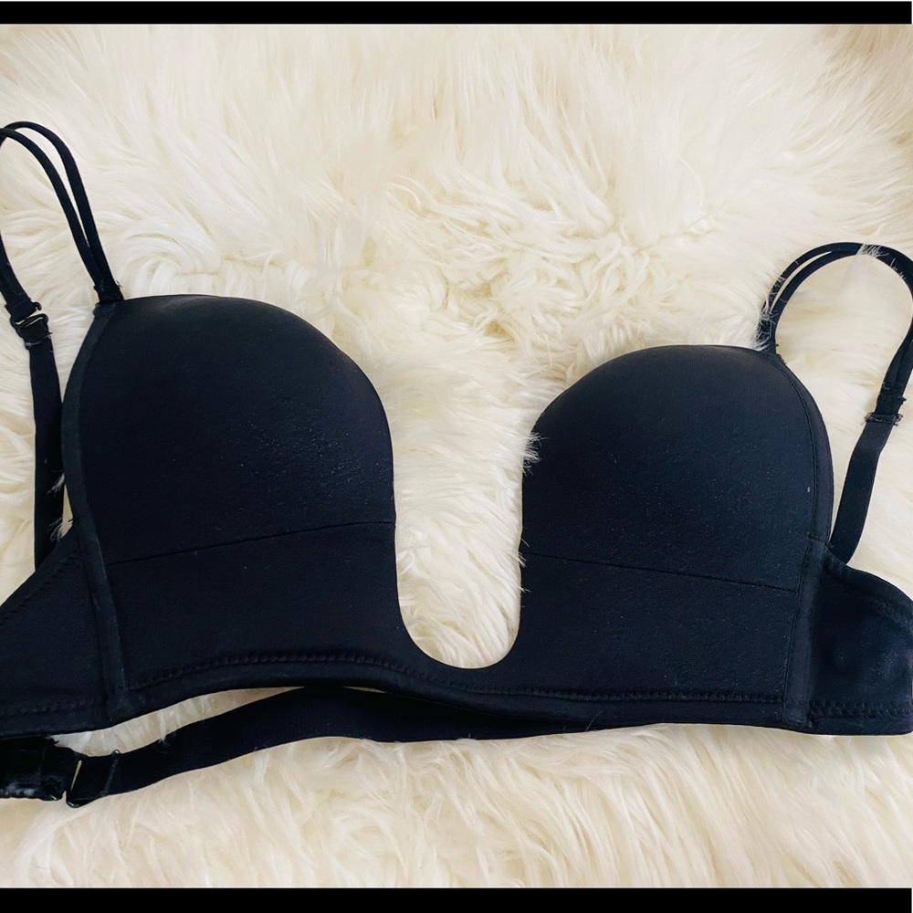 Low cut bra